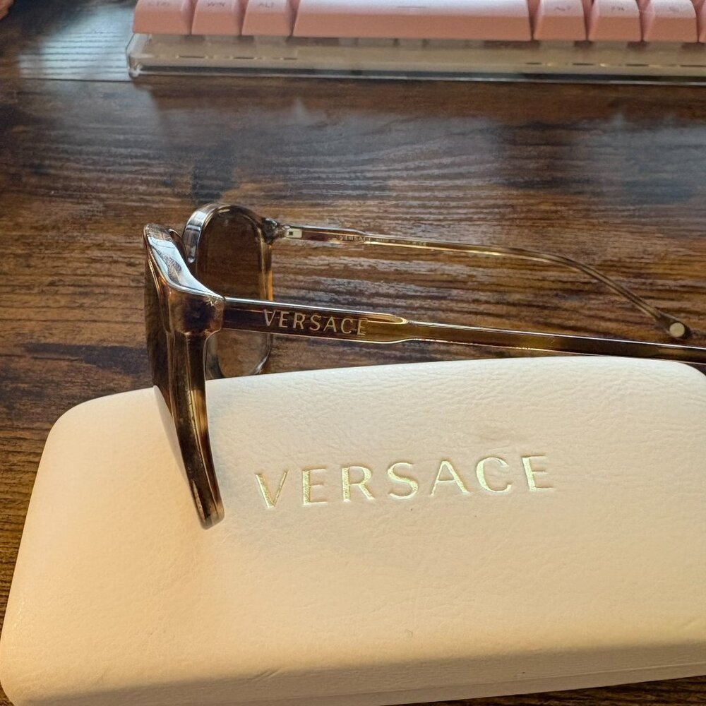 VERSACE Sunglasses MOD 4220 Tortoise - Picture 2 of 2